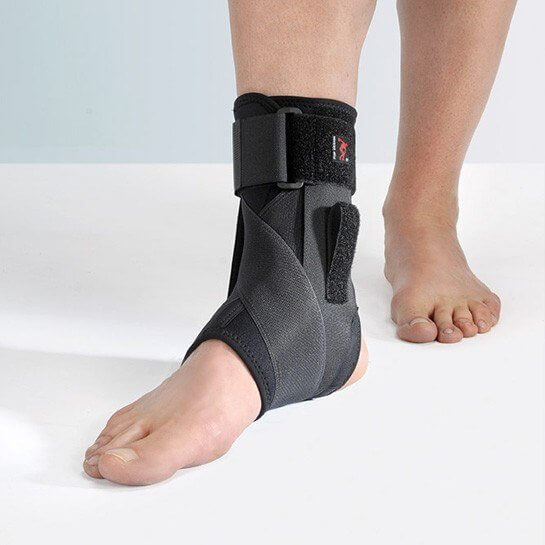 cavigliera-fgp-filamed-901-in-neoprene-con-bendaggio-ad-8