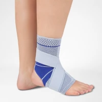 cavigliera-elastica-bendaggio-a-8-attivo-bauerfeind-malleotrain-s-open-heel